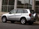 Toyota RAV4 5-Door 2003 года